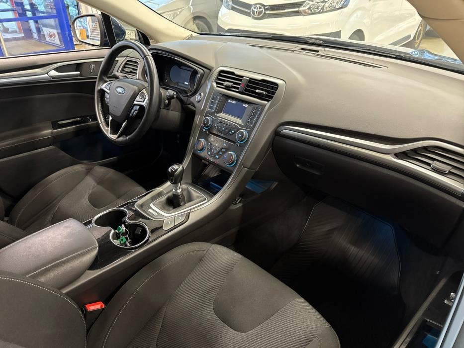 FORD Mondeo 2015