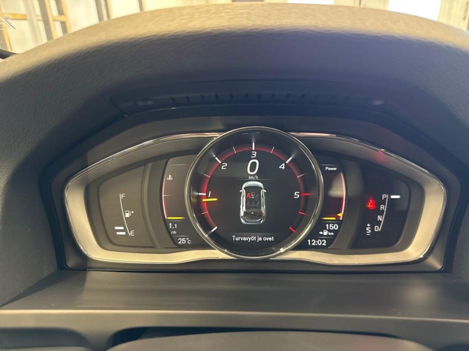 VOLVO V60 Cross Country 2018