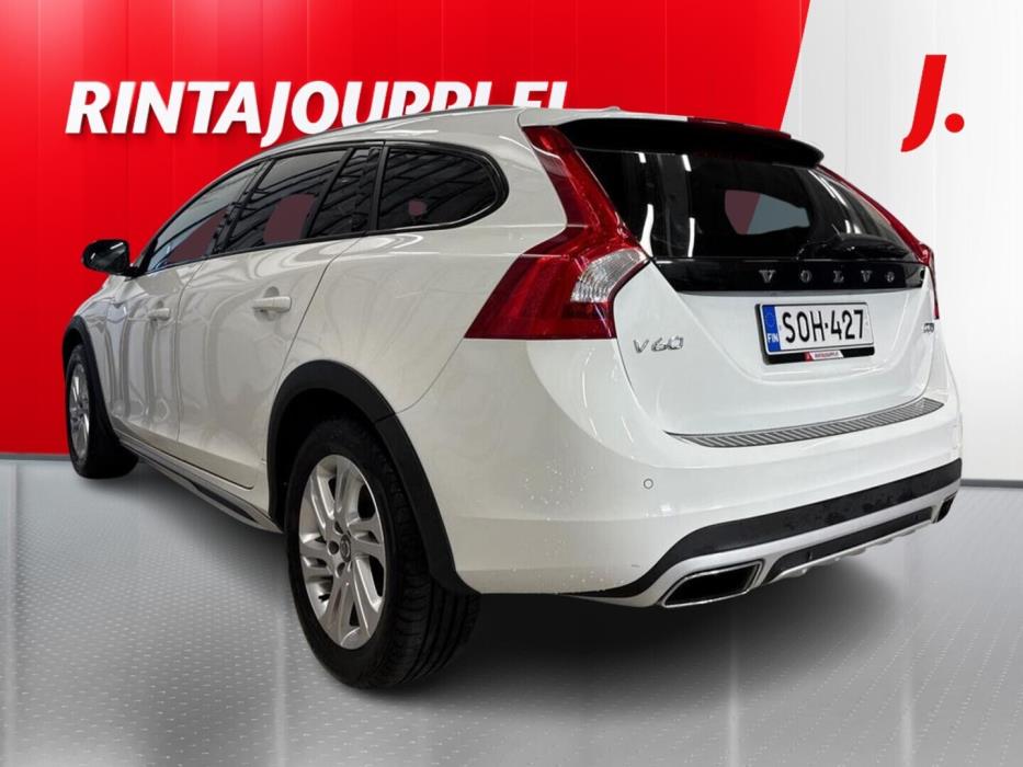 VOLVO V60 Cross Country 2018