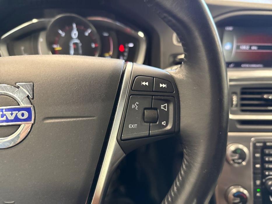 VOLVO V60 Cross Country 2018