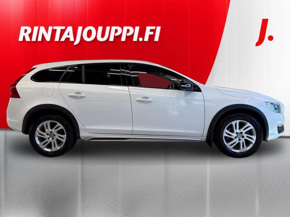 VOLVO V60 Cross Country 2018