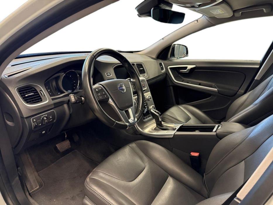VOLVO V60 Cross Country 2018
