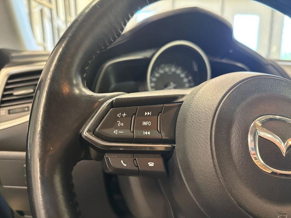 MAZDA Mazda3 2018