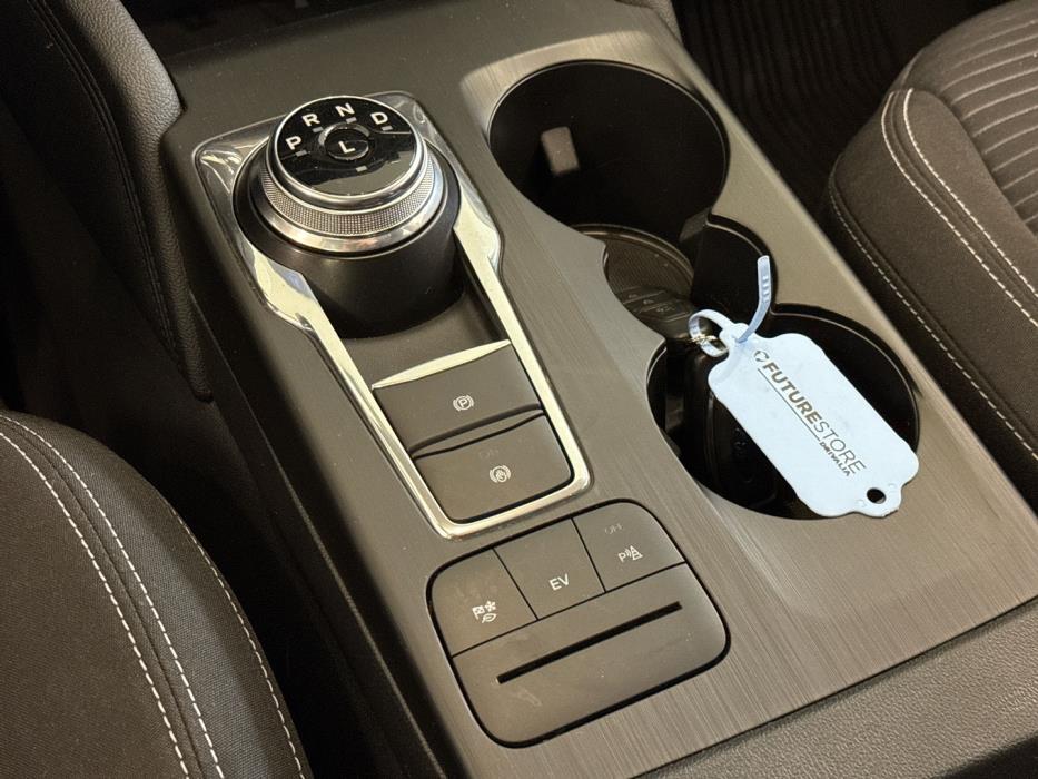 FORD Kuga 2021