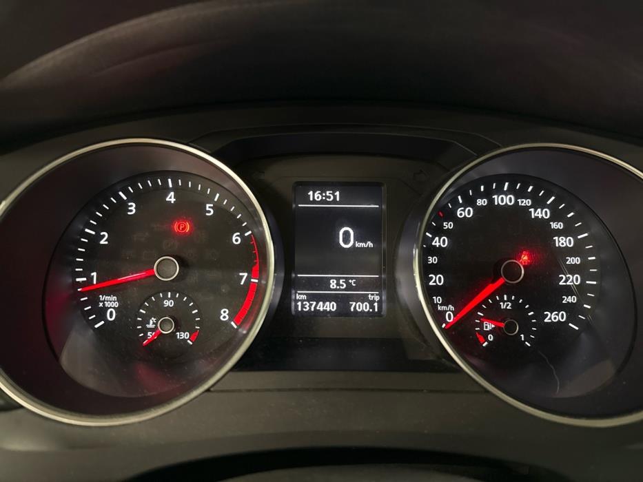 VOLKSWAGEN Jetta 2015