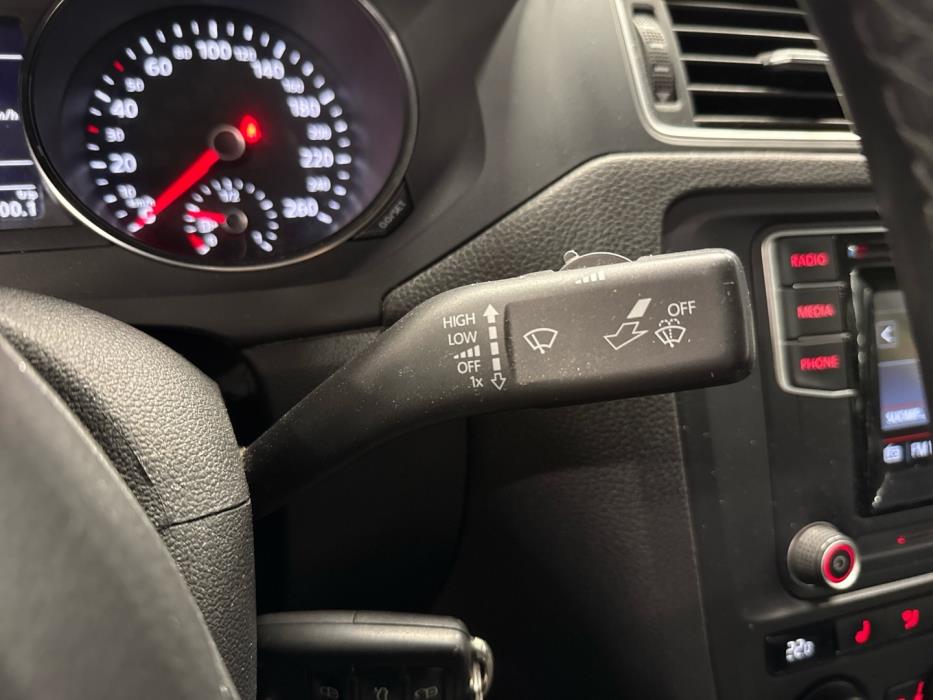 VOLKSWAGEN Jetta 2015