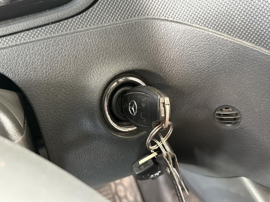 MERCEDES-BENZ Vito 2014