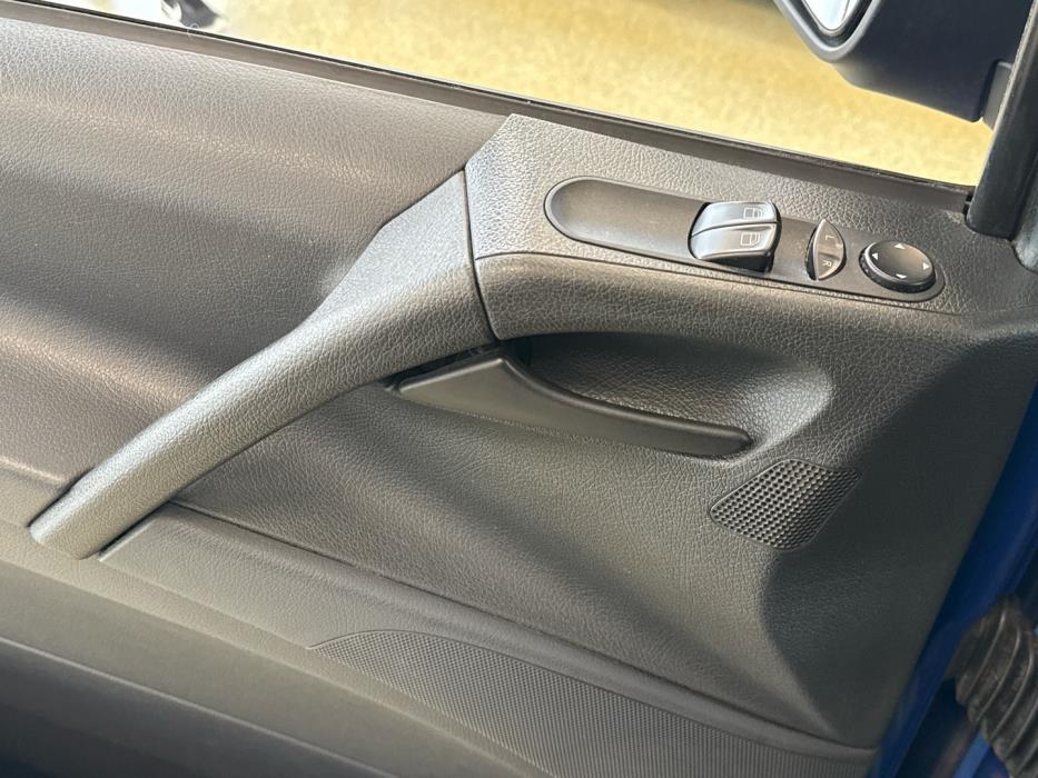 MERCEDES-BENZ Vito 2014