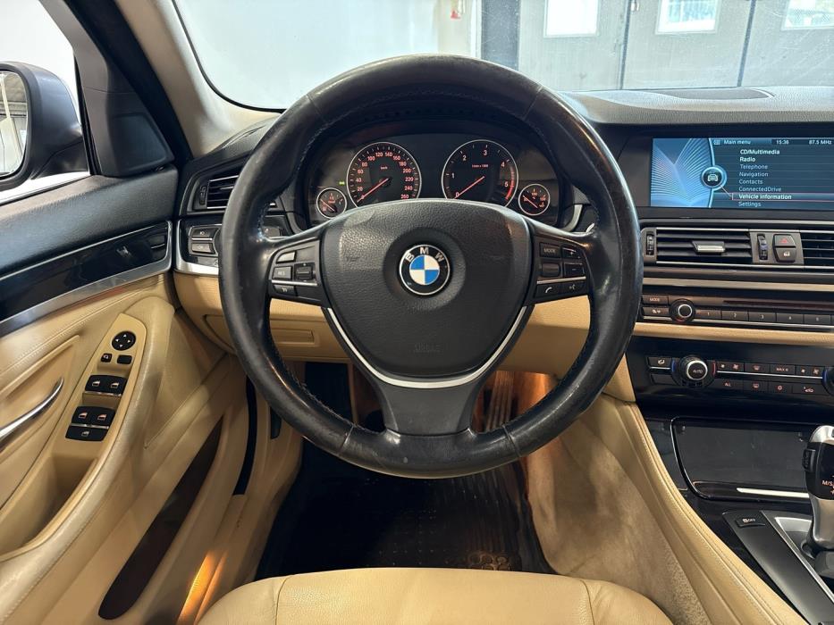 BMW 520 2011