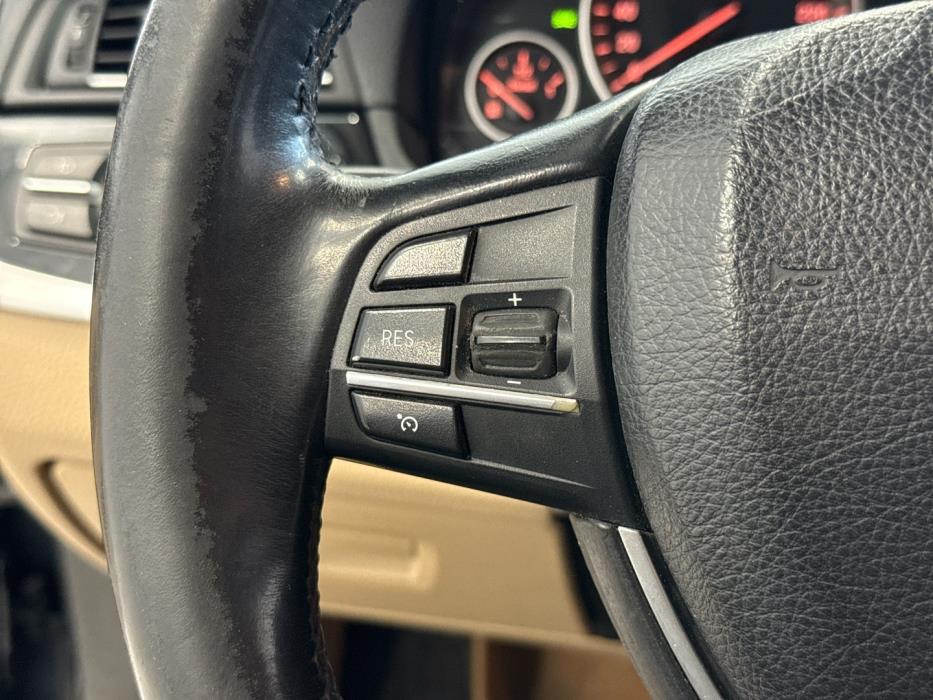 BMW 520 2011