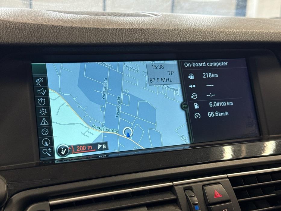 BMW 520 2011