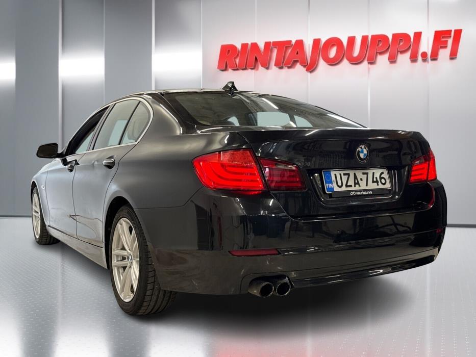 BMW 520 2011