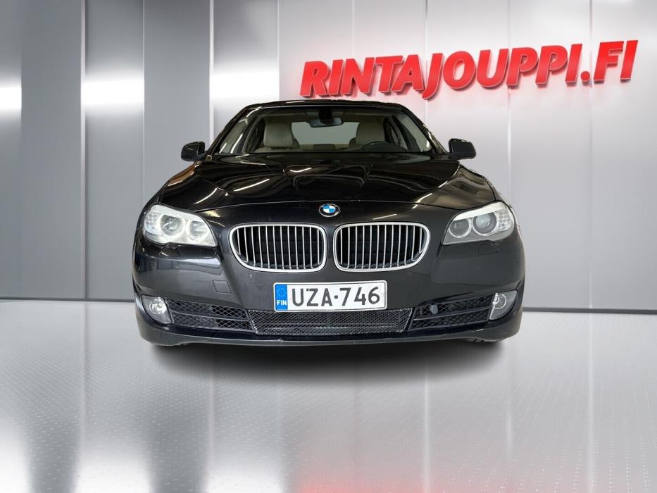 BMW 520 2011