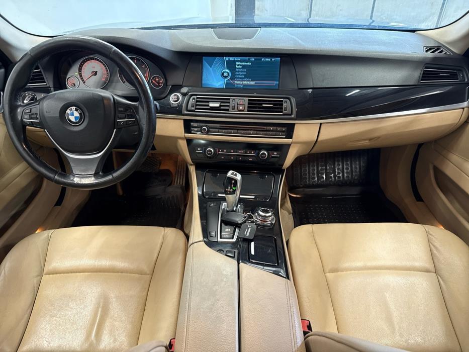 BMW 520 2011