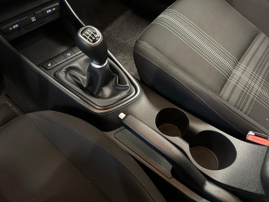 HYUNDAI i20 Hatchback 2021