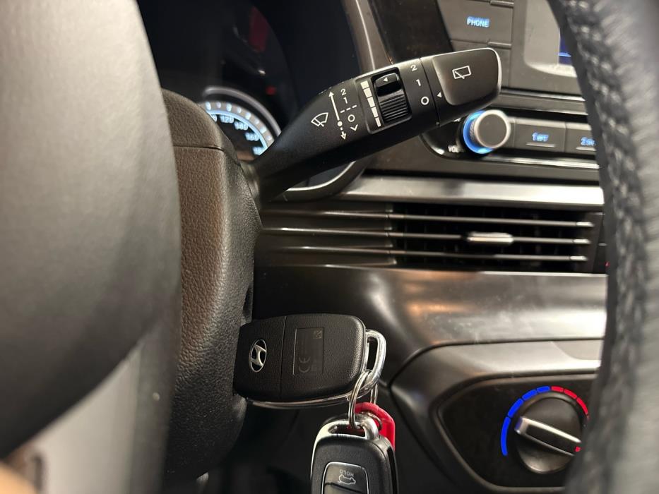 HYUNDAI i20 Hatchback 2021