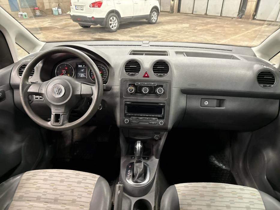 VOLKSWAGEN Caddy 2012