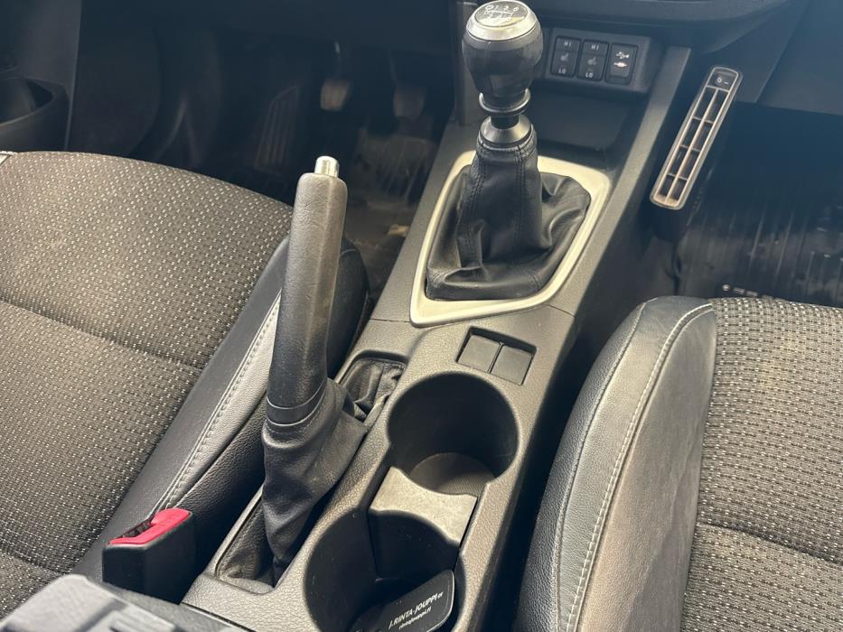TOYOTA Auris 2014