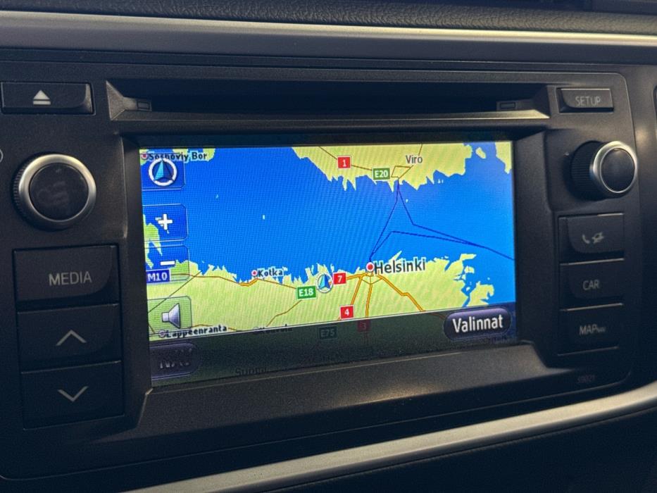 TOYOTA Auris 2014