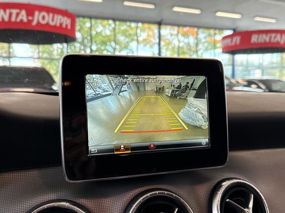 MERCEDES-BENZ CLA 2017