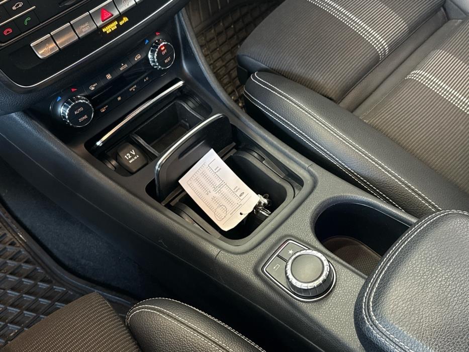 MERCEDES-BENZ CLA 2017