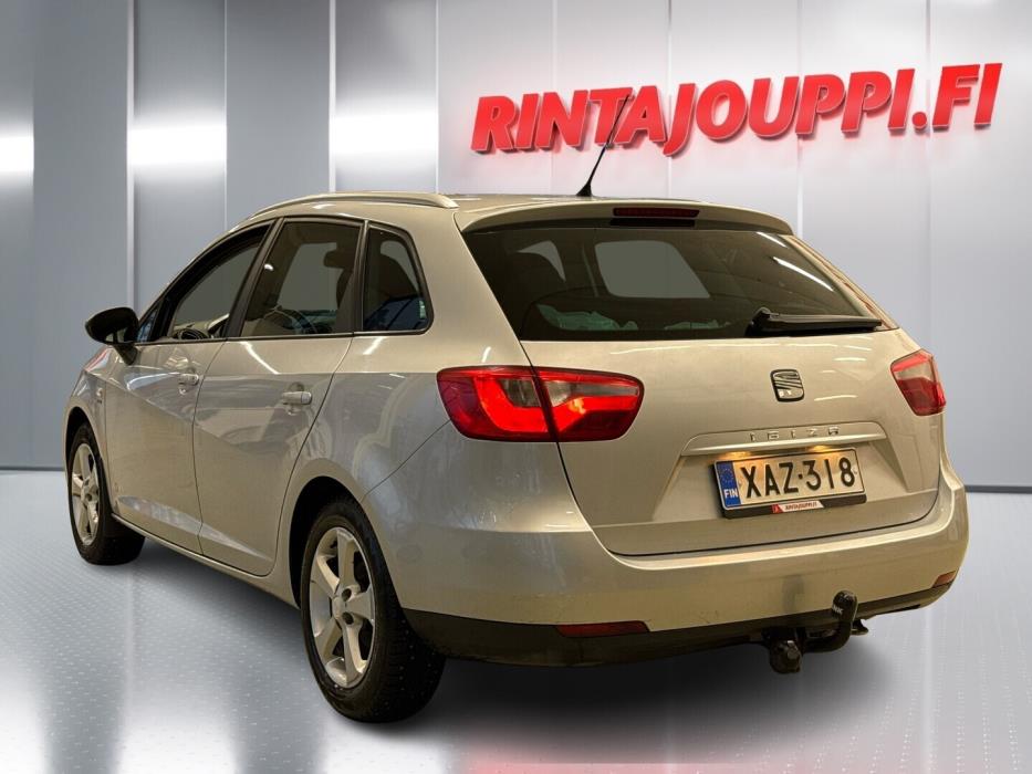 SEAT Ibiza ST 2011