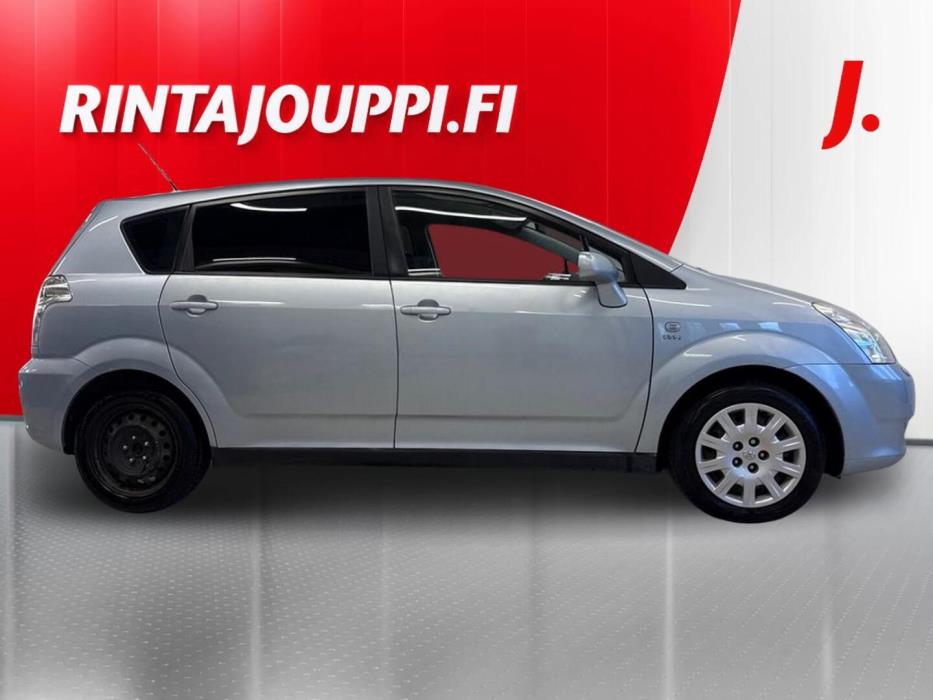 TOYOTA Corolla Verso 2005