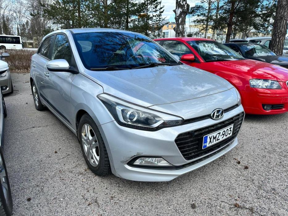 HYUNDAI i20 5d 2017