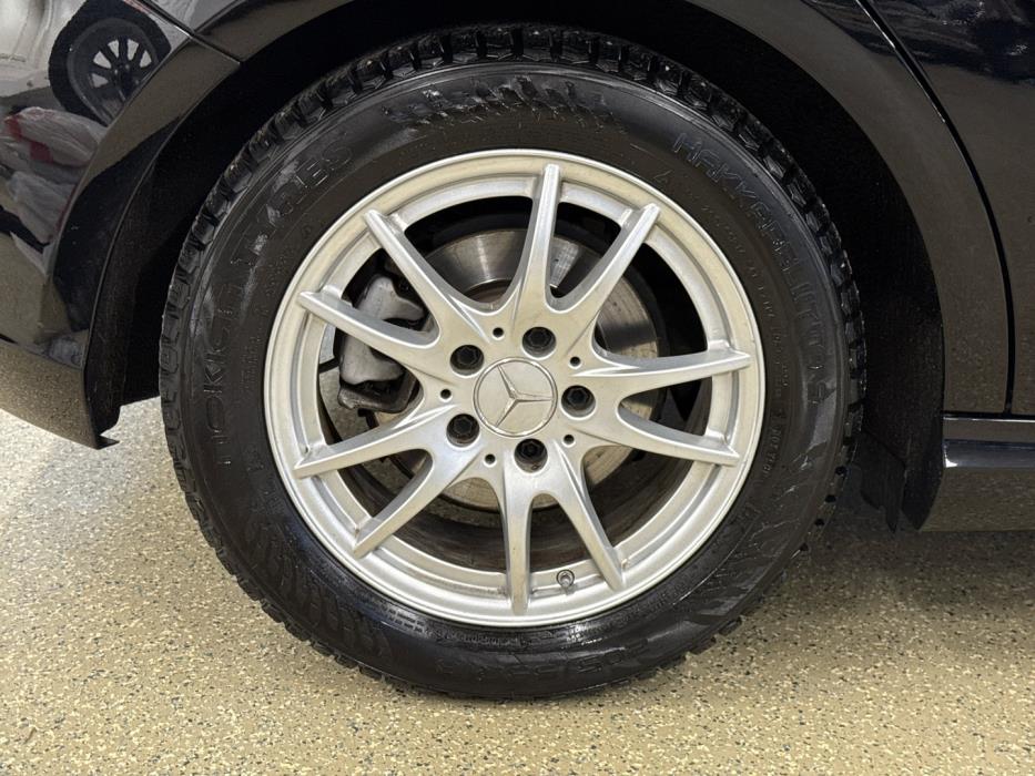 MERCEDES-BENZ A 2018