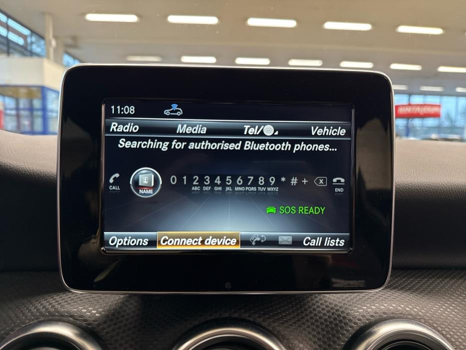 MERCEDES-BENZ A 2018