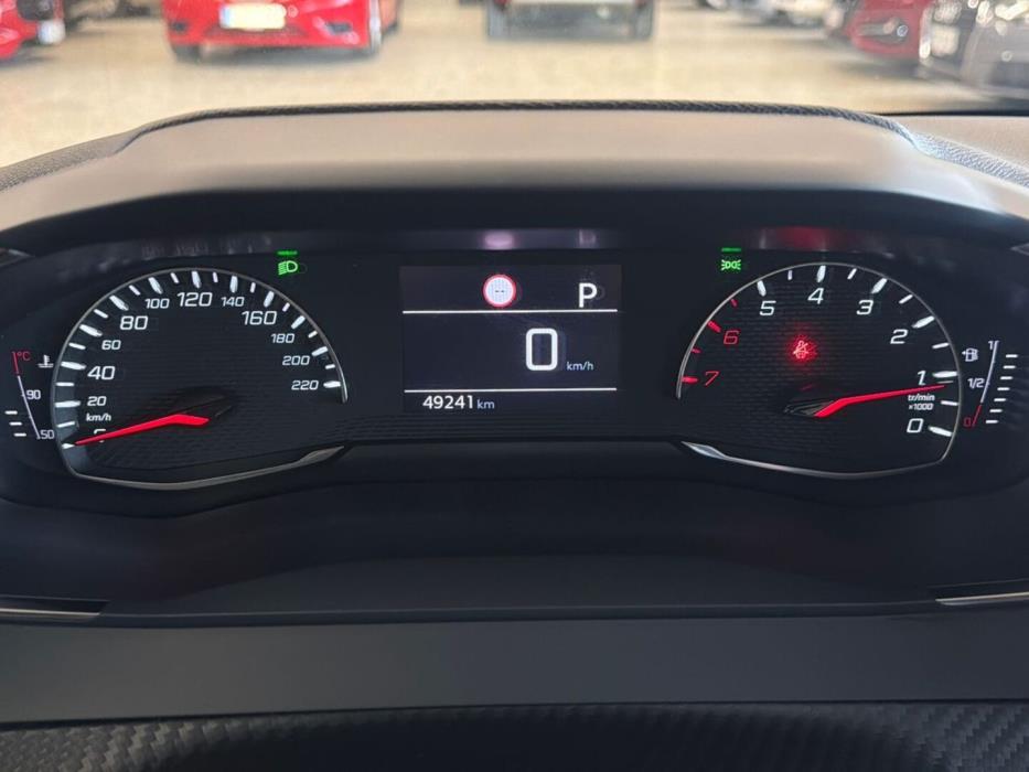 PEUGEOT 208 2022