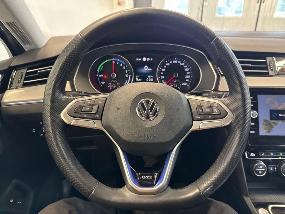 VOLKSWAGEN Passat 2020
