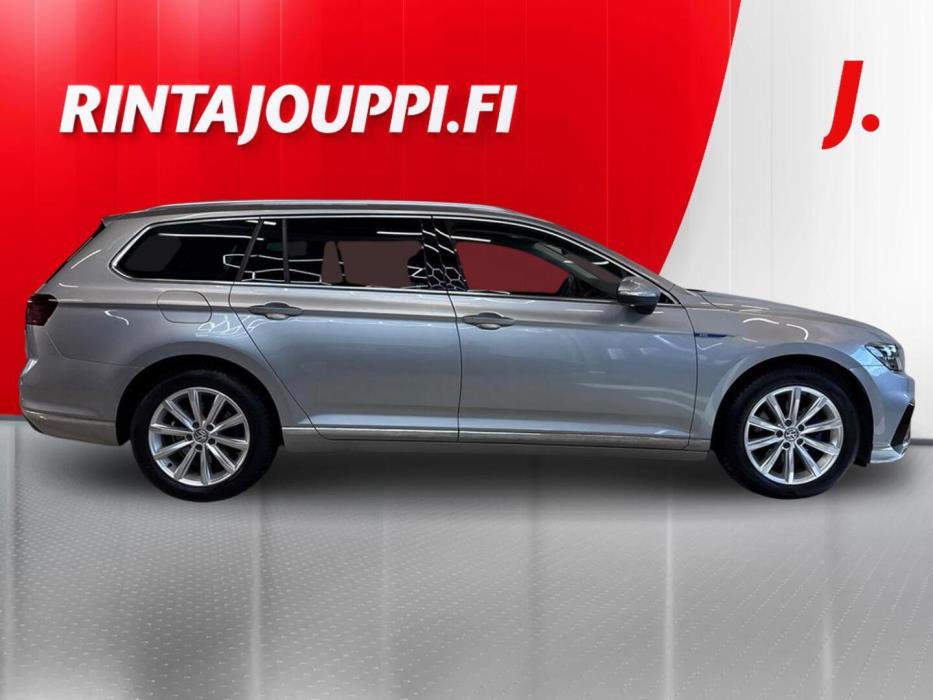 VOLKSWAGEN Passat 2020