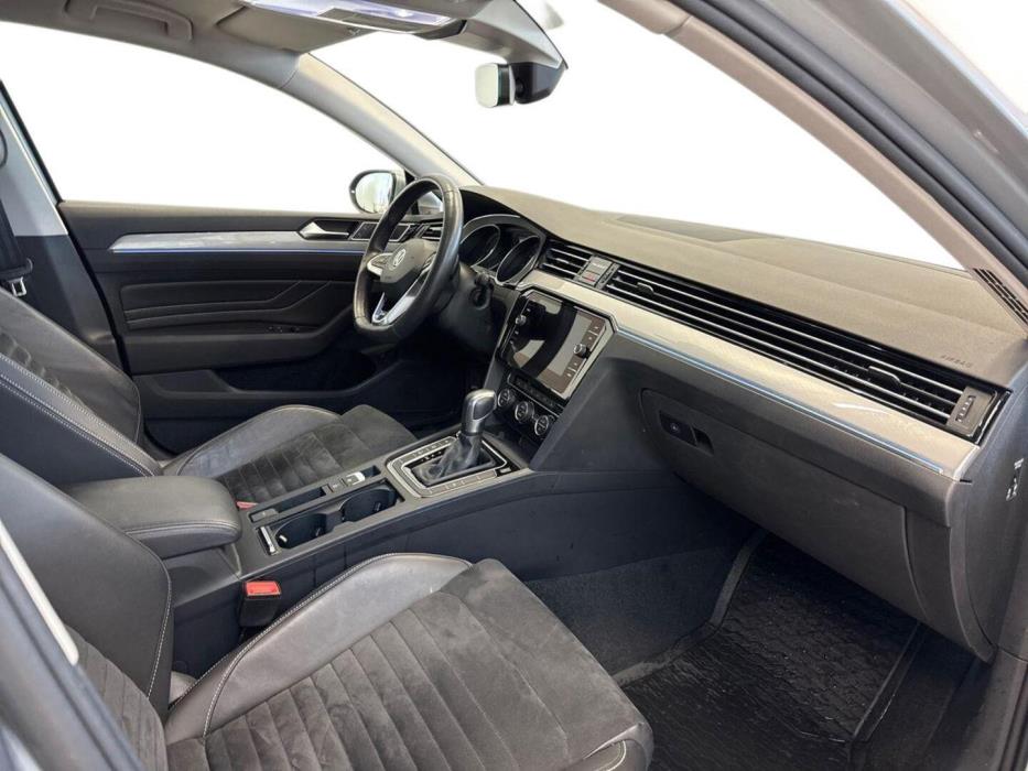 VOLKSWAGEN Passat 2020