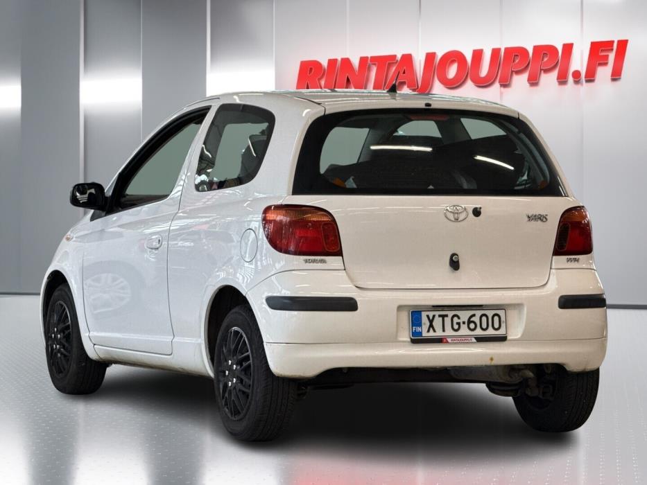 TOYOTA Yaris 2005