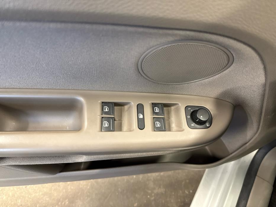 VOLKSWAGEN Golf Plus 2009