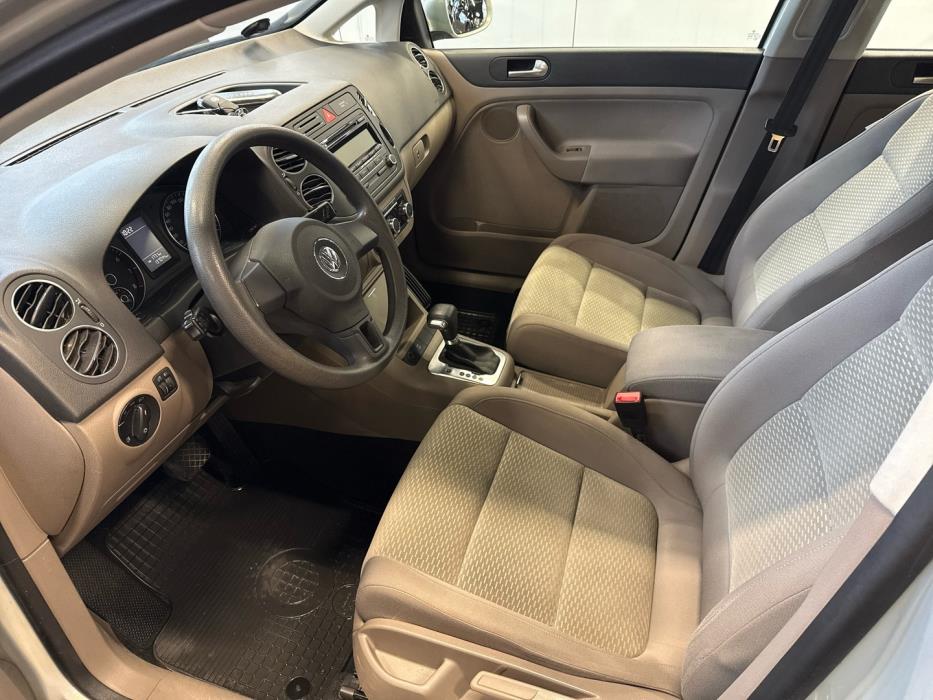 VOLKSWAGEN Golf Plus 2009