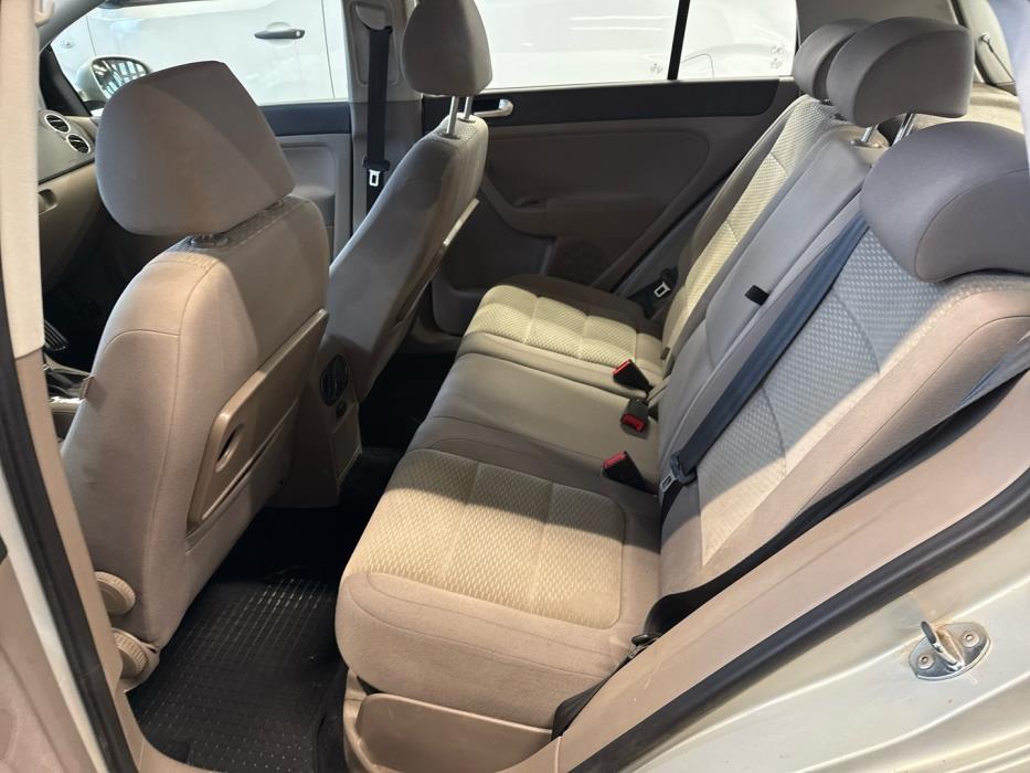 VOLKSWAGEN Golf Plus 2009