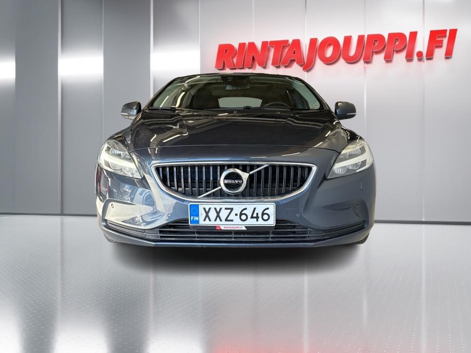 VOLVO V40 2017