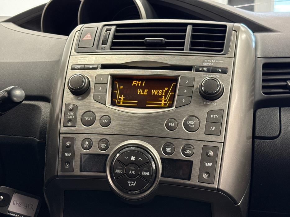 TOYOTA Verso 2009