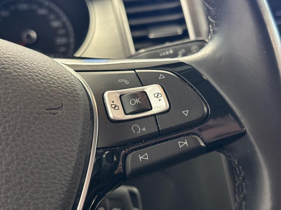 VOLKSWAGEN Golf Sportsvan 2018