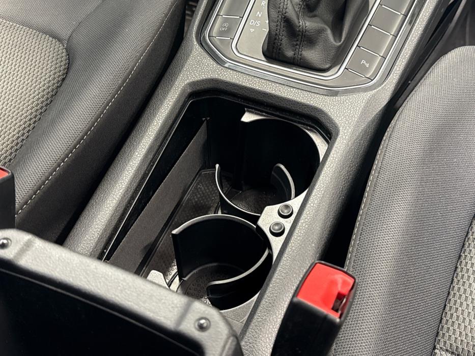 VOLKSWAGEN Golf Sportsvan 2018