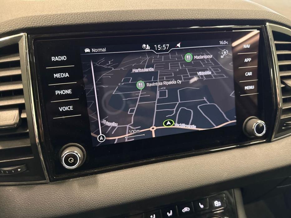 SKODA Karoq 2021