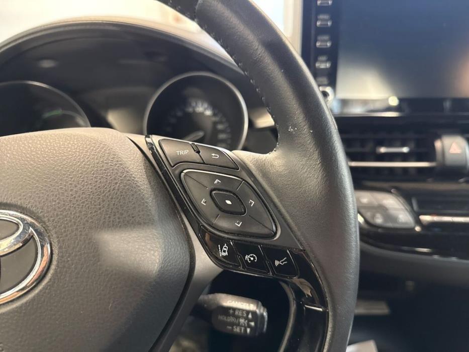 TOYOTA C-HR 2020
