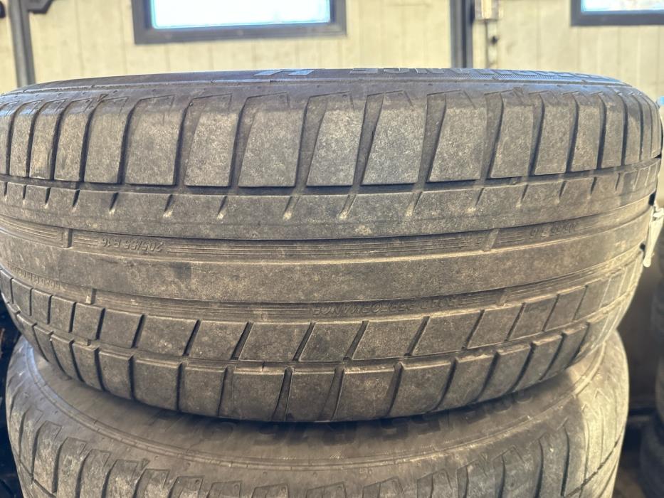 VOLKSWAGEN Jetta 2010