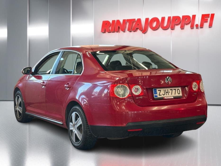 VOLKSWAGEN Jetta 2010