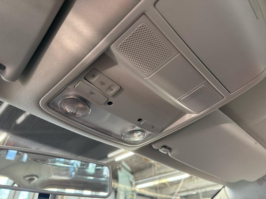 VOLKSWAGEN Jetta 2010