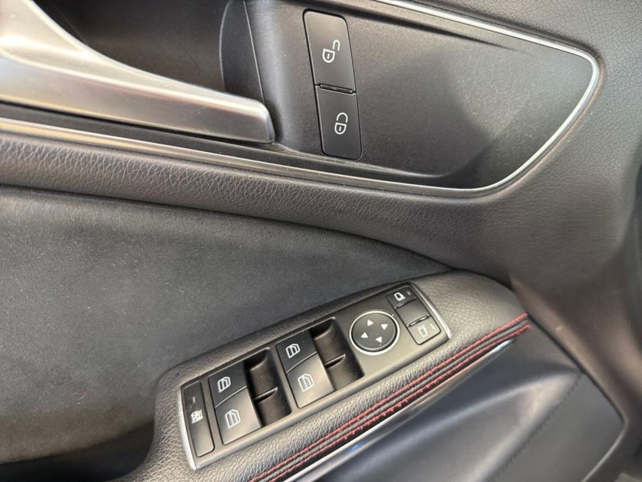 MERCEDES-BENZ CLA 2015