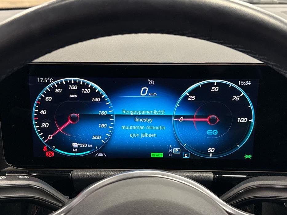 MERCEDES-BENZ EQA 2022