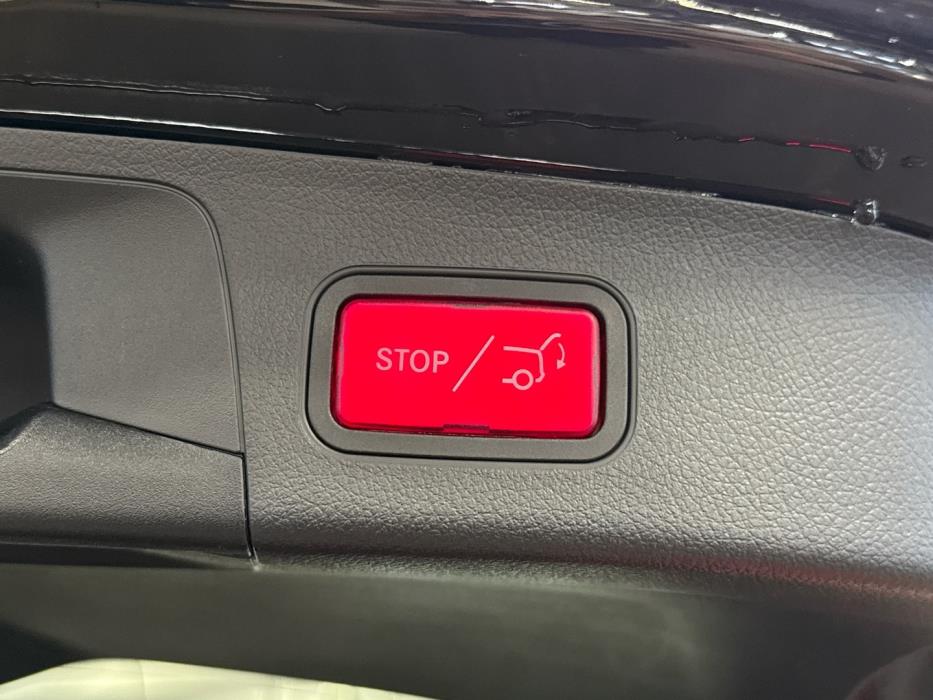 MERCEDES-BENZ EQA 2022